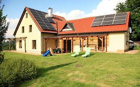 Taneček - malý apartmán u rodinného domu